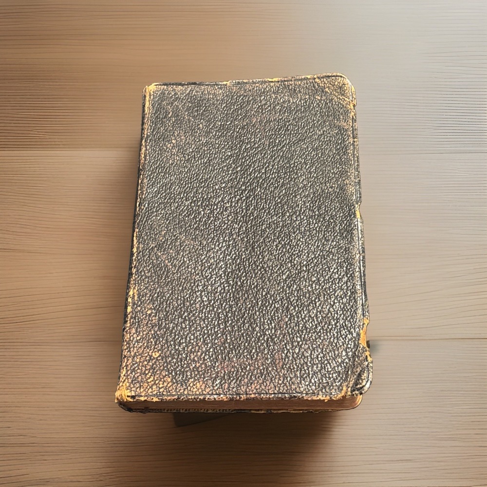 Antique 1894 Pearl Reference Bible William Collins Scotland Leather Pocket God